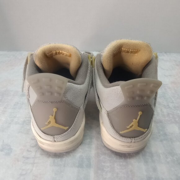 Nike Air Jordan 4 Retro SE Photon Dust/Pale Vanilla Size 5Y - Picture 3 of 9